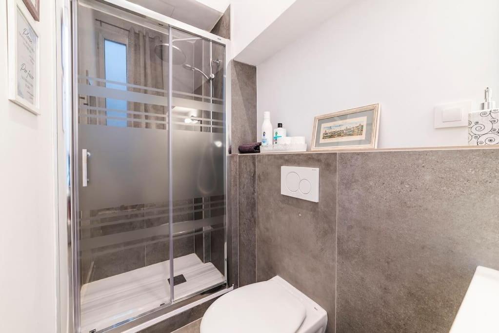 Precioso Apartamento Nuevo En Centro 6 Pax Wifi *